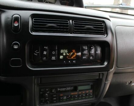 Зеленый Мицубиси Л 200, объемом двигателя 0 л и пробегом 224 тыс. км за 2650 $, фото 15 на Automoto.ua