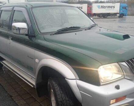 Зеленый Мицубиси Л 200, объемом двигателя 0 л и пробегом 240 тыс. км за 6100 $, фото 6 на Automoto.ua