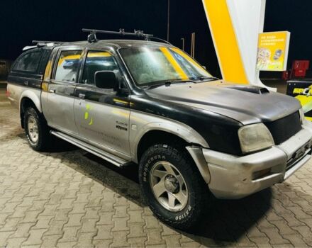 Зеленый Мицубиси Л 200, объемом двигателя 0 л и пробегом 130 тыс. км за 4500 $, фото 2 на Automoto.ua