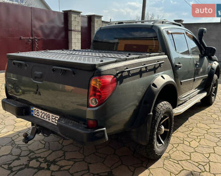 Зелений Міцубісі Л 200, об'ємом двигуна 2.48 л та пробігом 466 тис. км за 14000 $, фото 5 на Automoto.ua