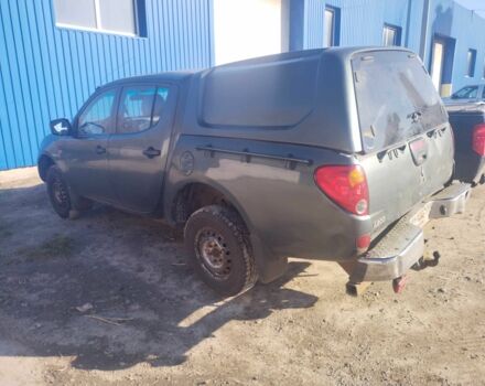 Зеленый Мицубиси Л 200, объемом двигателя 2.5 л и пробегом 170 тыс. км за 7524 $, фото 3 на Automoto.ua