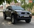 Зеленый Мицубиси Л 200, объемом двигателя 2.48 л и пробегом 200 тыс. км за 10999 $, фото 4 на Automoto.ua