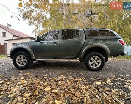 Мицубиси Л 200 2007 в Одессе на Automoto.ua Зеленый Мицубиси Л 200, объемом двигателя 2.5 л и пробегом 132 тыс. км за 12500 $, фото 3 на Automoto.ua