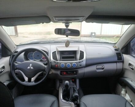 Зелений Міцубісі Л 200, об'ємом двигуна 2 л та пробігом 257 тис. км за 14500 $, фото 7 на Automoto.ua