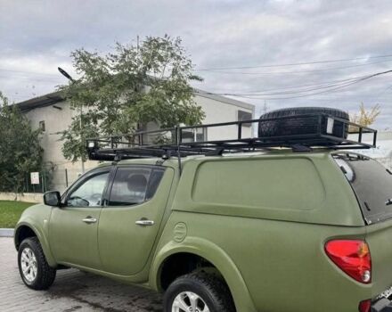 Зеленый Мицубиси Л 200, объемом двигателя 2.5 л и пробегом 242 тыс. км за 2900 $, фото 2 на Automoto.ua