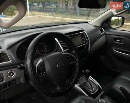 Зелений Міцубісі Л 200, об'ємом двигуна 2.44 л та пробігом 292 тис. км за 21499 $, фото 8 на Automoto.ua