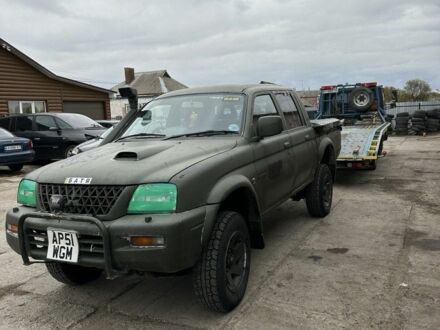 Мицубиси Л 200 2002 в Киеве на Automoto.ua Зеленый Мицубиси Л 200, объемом двигателя 0 л и пробегом 350 тыс. км за 2700 $, фото 1 на Automoto.ua