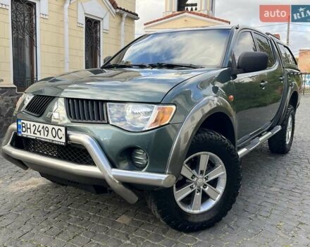 Зелений Міцубісі Л 200, об'ємом двигуна 2.5 л та пробігом 227 тис. км за 14200 $, фото 1 на Automoto.ua