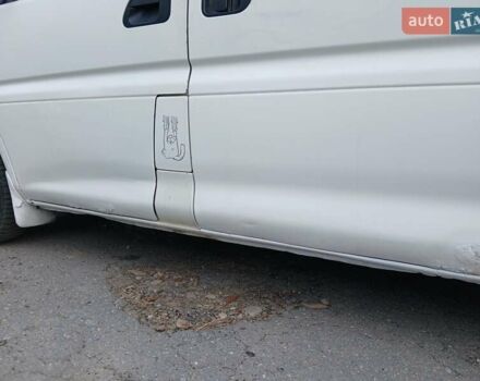 Белый Мицубиси Л 400, объемом двигателя 2.48 л и пробегом 323 тыс. км за 3300 $, фото 1 на Automoto.ua
