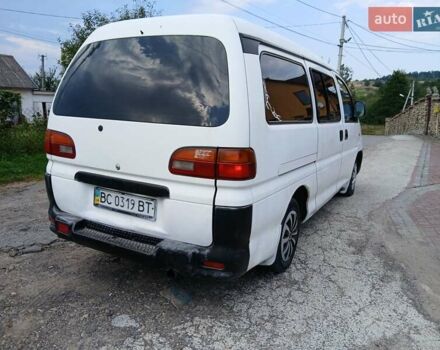 Белый Мицубиси Л 400, объемом двигателя 2.48 л и пробегом 323 тыс. км за 3300 $, фото 4 на Automoto.ua