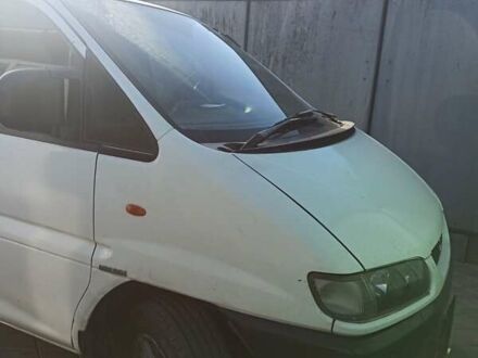 Мицубиси Л 400 2000 в Глухове на Automoto.ua Белый Мицубиси Л 400, объемом двигателя 2.5 л и пробегом 444 тыс. км за 3700 $, фото 1 на Automoto.ua