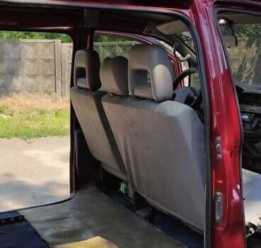 Красный Мицубиси Л 400, объемом двигателя 2.48 л и пробегом 290 тыс. км за 2800 $, фото 3 на Automoto.ua