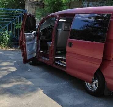 Красный Мицубиси Л 400, объемом двигателя 2.48 л и пробегом 290 тыс. км за 2800 $, фото 5 на Automoto.ua