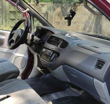 Красный Мицубиси Л 400, объемом двигателя 2.48 л и пробегом 290 тыс. км за 2800 $, фото 8 на Automoto.ua