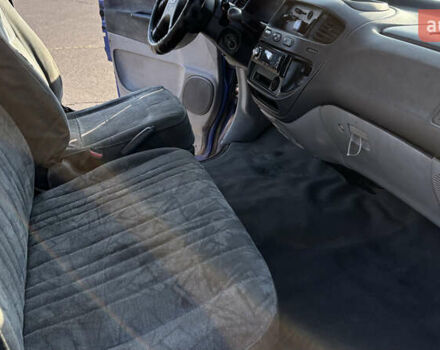 Синий Мицубиси Л 400, объемом двигателя 2.48 л и пробегом 347 тыс. км за 3800 $, фото 22 на Automoto.ua