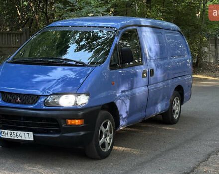 Синий Мицубиси Л 400, объемом двигателя 2.48 л и пробегом 347 тыс. км за 3800 $, фото 1 на Automoto.ua