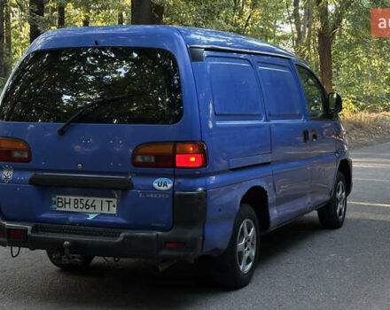 Синий Мицубиси Л 400, объемом двигателя 2.48 л и пробегом 347 тыс. км за 3800 $, фото 5 на Automoto.ua