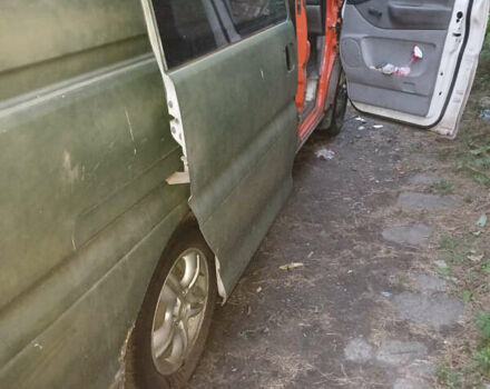 Оранжевый Мицубиси Л 400, объемом двигателя 2.48 л и пробегом 430 тыс. км за 3000 $, фото 8 на Automoto.ua