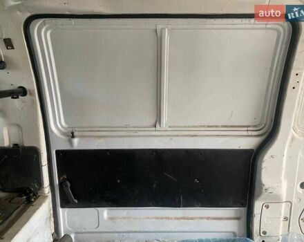 Білий Міцубісі Л300, об'ємом двигуна 0 л та пробігом 373 тис. км за 1500 $, фото 12 на Automoto.ua