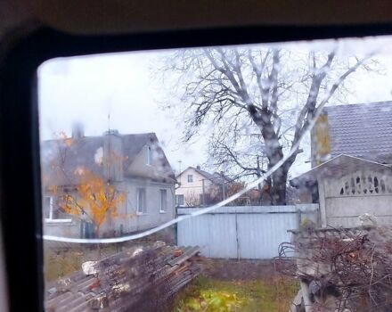 Белый Мицубиси Л300, объемом двигателя 1.6 л и пробегом 270 тыс. км за 650 $, фото 6 на Automoto.ua