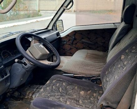 Білий Міцубісі Л300, об'ємом двигуна 2 л та пробігом 50 тис. км за 700 $, фото 2 на Automoto.ua