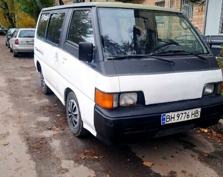 Білий Міцубісі Л300, об'ємом двигуна 2 л та пробігом 50 тис. км за 700 $, фото 4 на Automoto.ua