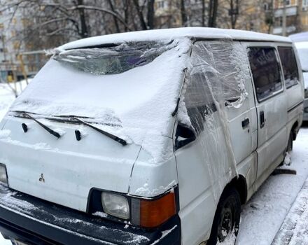 Білий Міцубісі Л300, об'ємом двигуна 2 л та пробігом 400 тис. км за 1200 $, фото 1 на Automoto.ua