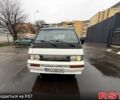 Белый Мицубиси Л300, объемом двигателя 2.5 л и пробегом 350 тыс. км за 2700 $, фото 10 на Automoto.ua