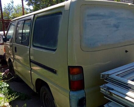 Бежевий Міцубісі Л300, об'ємом двигуна 2 л та пробігом 300 тис. км за 1440 $, фото 6 на Automoto.ua