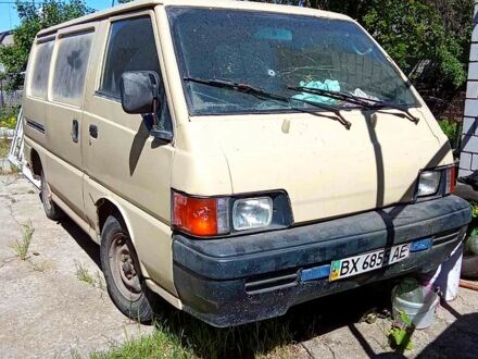 Міцубісі Л300 1987 у Дніпро (Дніпропетровську) на Automoto.ua Бежевий Міцубісі Л300, об'ємом двигуна 2 л та пробігом 300 тис. км за 1440 $, фото 1 на Automoto.ua