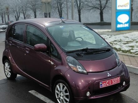 Мицубиси Л300 2011 в Луцке на Automoto.ua Красный Мицубиси Л300, объемом двигателя 0 л и пробегом 150 тыс. км за 6250 $, фото 1 на Automoto.ua