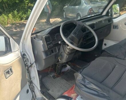 Мицубиси Л300, объемом двигателя 0 л и пробегом 0 тыс. км за 1850 $, фото 5 на Automoto.ua