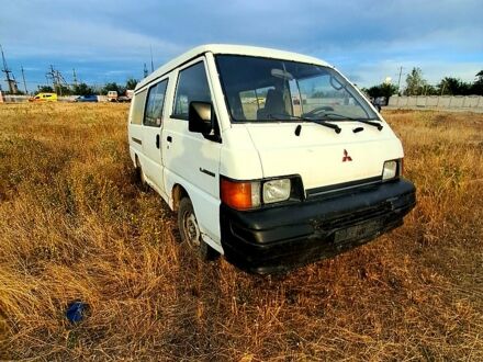 Мицубиси Л300, объемом двигателя 2.5 л и пробегом 200 тыс. км за 500 $, фото 1 на Automoto.ua