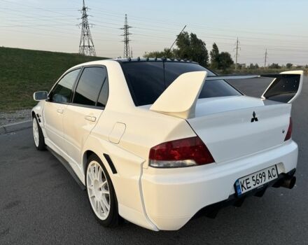 Белый Мицубиси Лансер Эволюшн, объемом двигателя 0 л и пробегом 179 тыс. км за 21499 $, фото 5 на Automoto.ua