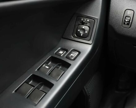 Чорний Міцубісі Лансер Еволюшн, об'ємом двигуна 2 л та пробігом 85 тис. км за 6400 $, фото 9 на Automoto.ua