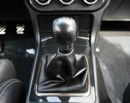 Чорний Міцубісі Лансер Еволюшн, об'ємом двигуна 2 л та пробігом 85 тис. км за 6400 $, фото 13 на Automoto.ua