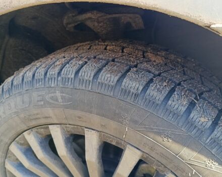 Серый Мицубиси Лансер Эволюшн, объемом двигателя 2 л и пробегом 230 тыс. км за 6600 $, фото 1 на Automoto.ua