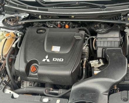 Серый Мицубиси Лансер Эволюшн, объемом двигателя 2 л и пробегом 300 тыс. км за 3500 $, фото 7 на Automoto.ua