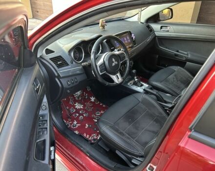 Червоний Міцубісі Лансер Спортбек, об'ємом двигуна 2 л та пробігом 130 тис. км за 7500 $, фото 4 на Automoto.ua