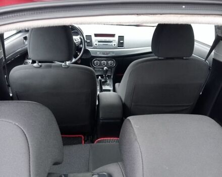 Красный Мицубиси Лансер Спортбэк, объемом двигателя 1.8 л и пробегом 318 тыс. км за 6850 $, фото 11 на Automoto.ua