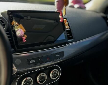 Синий Мицубиси Лансер Спортбэк, объемом двигателя 2 л и пробегом 180 тыс. км за 7800 $, фото 7 на Automoto.ua