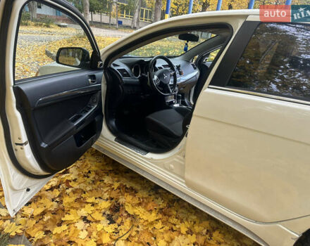 Мицубиси Лансер 2008 в Харькове на Automoto.ua Белый Мицубиси Лансер, объемом двигателя 1.8 л и пробегом 205 тыс. км за 6500 $, фото 12 на Automoto.ua