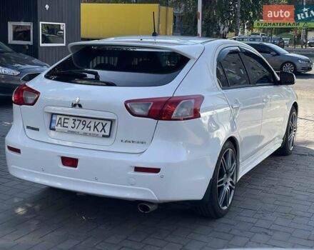Мицубиси Лансер 2008 в Днепре (Днепропетровске) на Automoto.ua Белый Мицубиси Лансер, объемом двигателя 1.8 л и пробегом 185 тыс. км за 8500 $, фото 8 на Automoto.ua