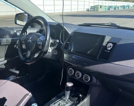 Белый Мицубиси Лансер, объемом двигателя 1.8 л и пробегом 160 тыс. км за 8500 $, фото 4 на Automoto.ua