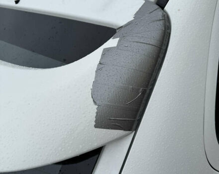 Белый Мицубиси Лансер, объемом двигателя 1.8 л и пробегом 258 тыс. км за 6100 $, фото 9 на Automoto.ua