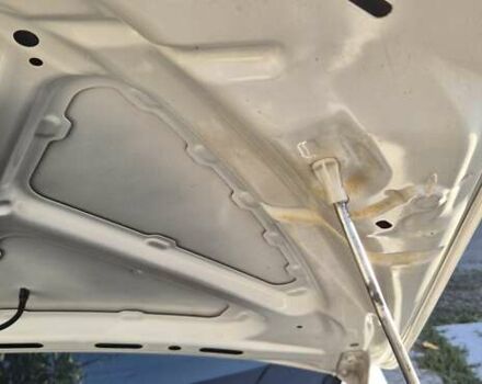 Білий Міцубісі Lancer, об'ємом двигуна 1.5 л та пробігом 154 тис. км за 8700 $, фото 36 на Automoto.ua