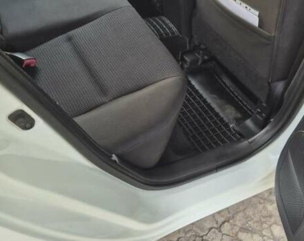 Білий Міцубісі Lancer, об'ємом двигуна 1.5 л та пробігом 154 тис. км за 8700 $, фото 30 на Automoto.ua