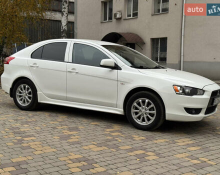 Мицубиси Лансер 2010 в Броварах на Automoto.ua Белый Мицубиси Лансер, объемом двигателя 1.8 л и пробегом 160 тыс. км за 7600 $, фото 6 на Automoto.ua