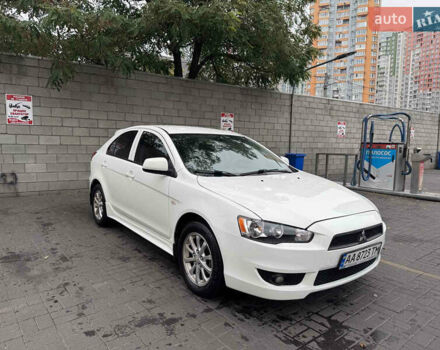 Белый Мицубиси Лансер, объемом двигателя 1.8 л и пробегом 151 тыс. км за 7350 $, фото 2 на Automoto.ua