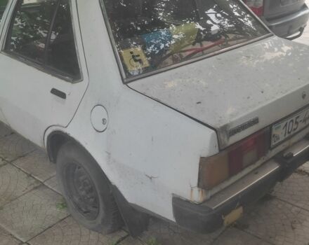 Белый Мицубиси Лансер, объемом двигателя 0 л и пробегом 1000 тыс. км за 334 $, фото 3 на Automoto.ua